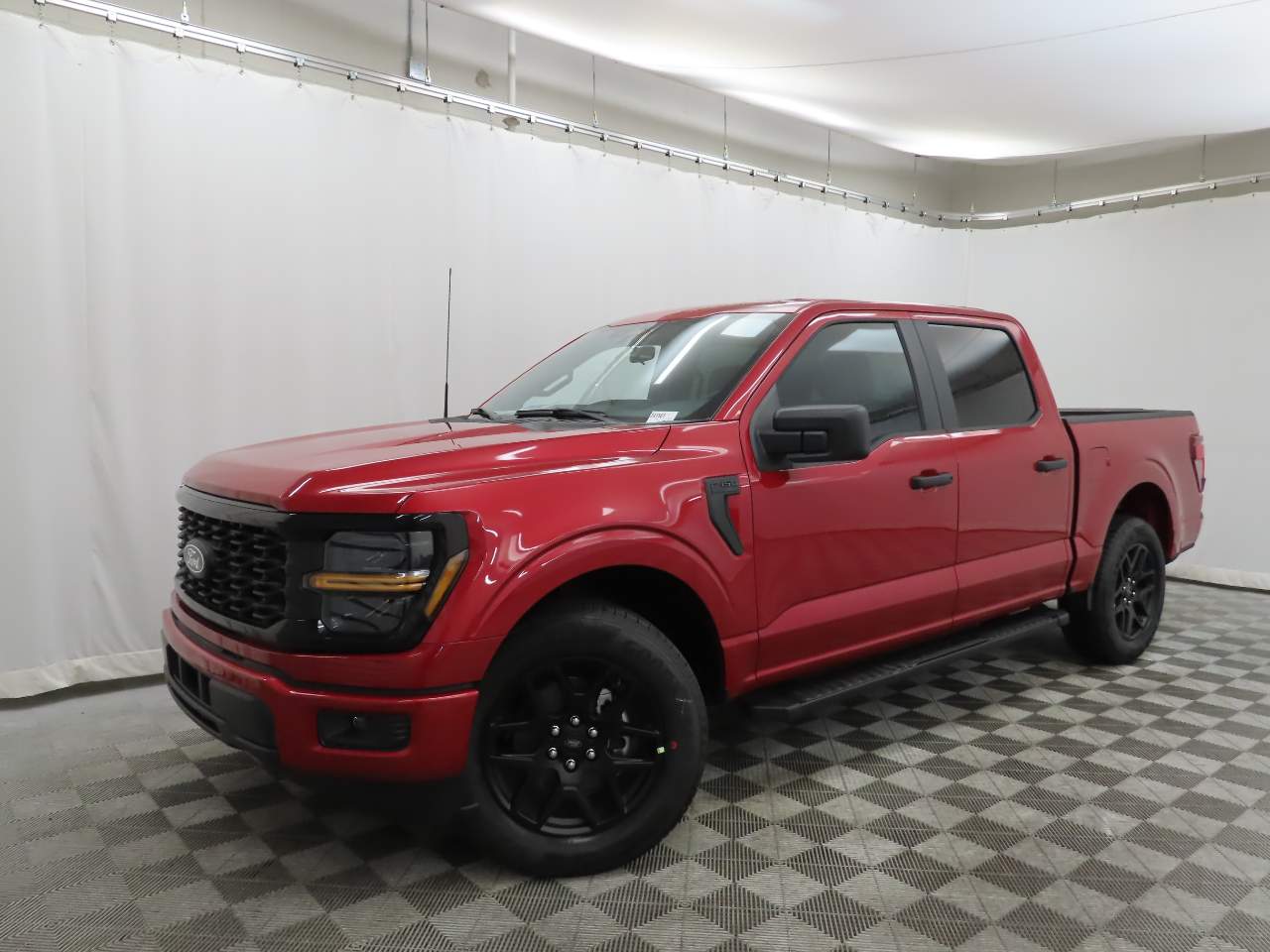 2024 Ford F-150 SuperCrew STX