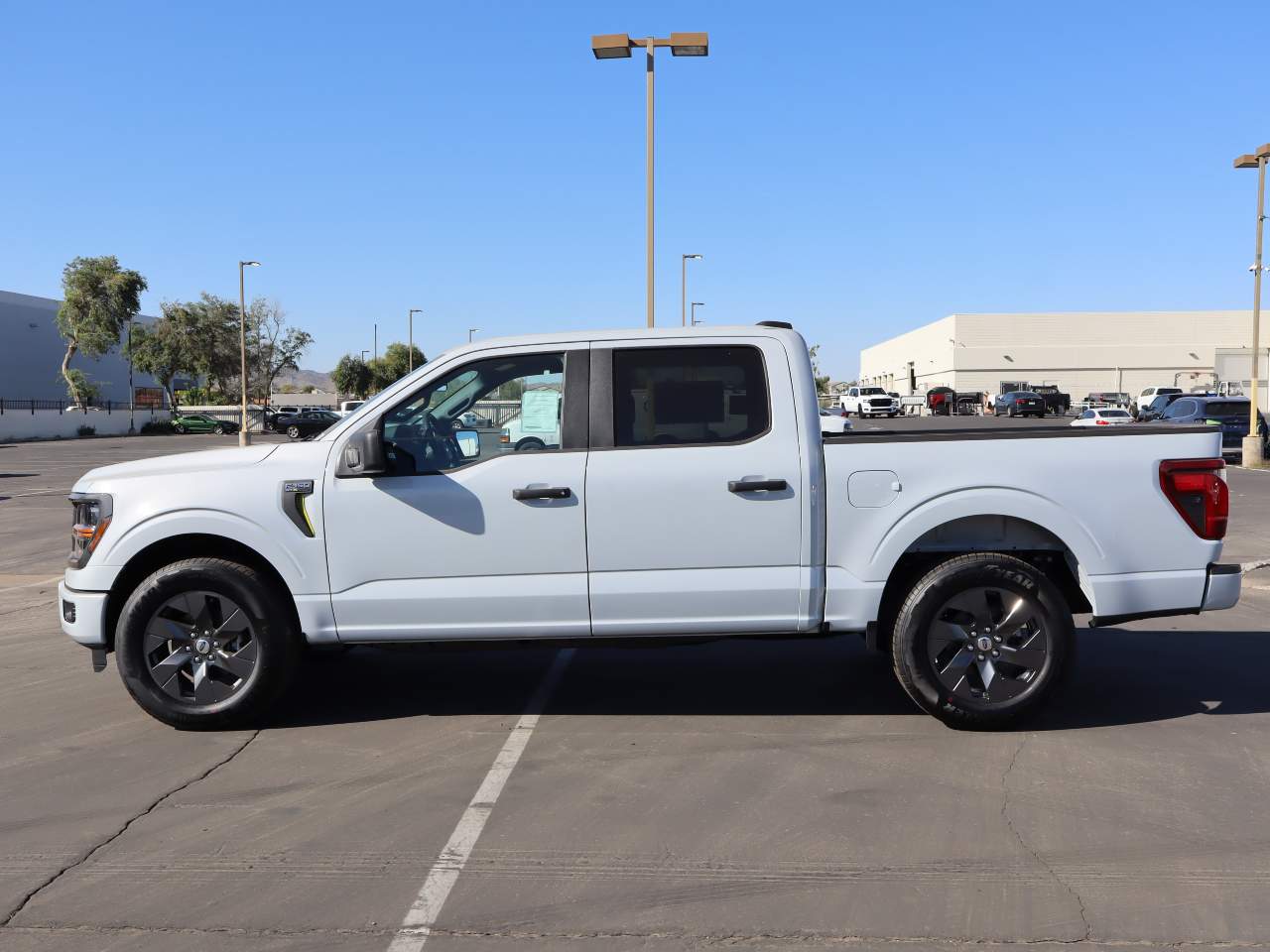 2025 Ford F-150 SuperCrew STX