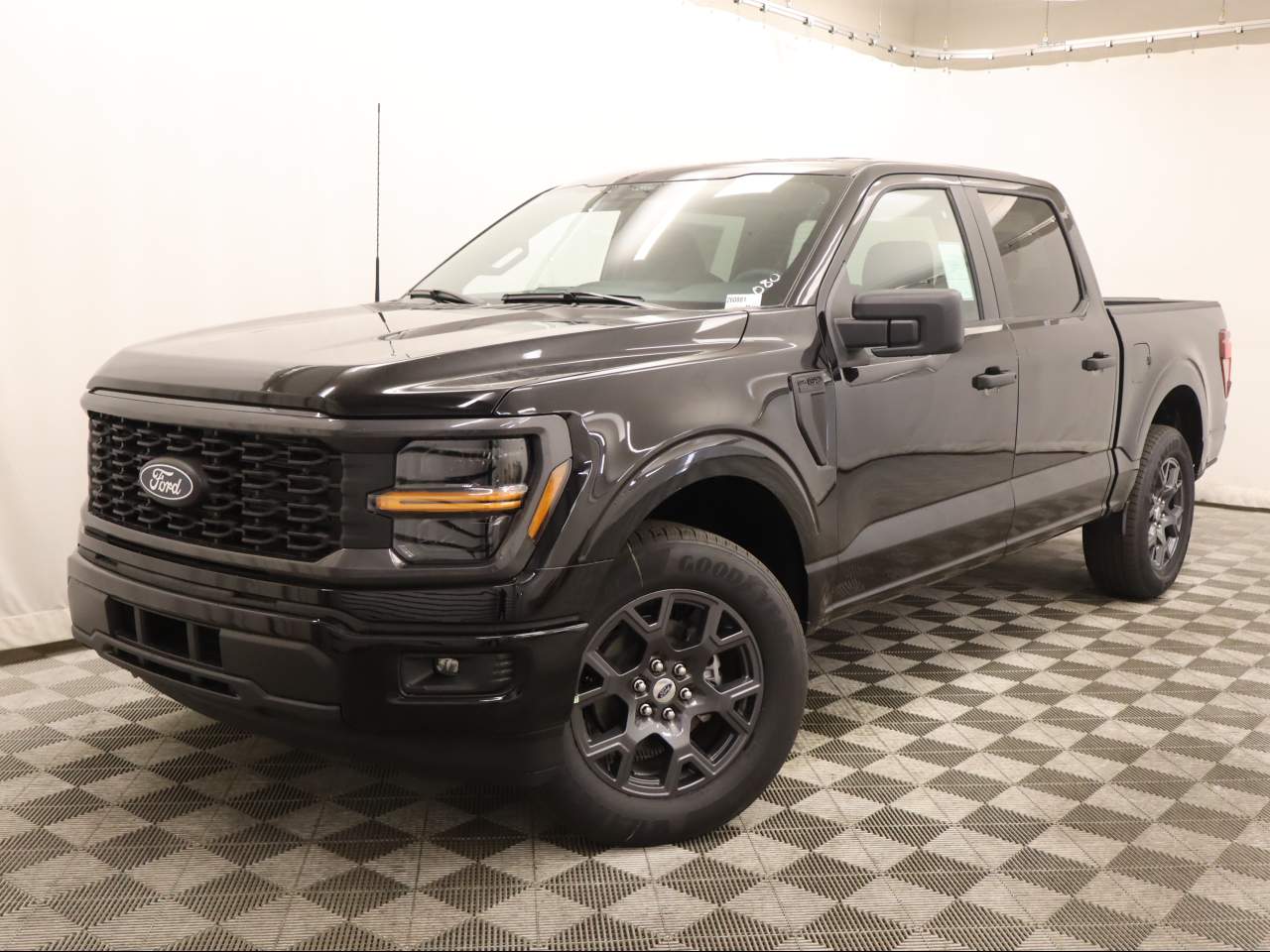 2026 Ford F-150 SuperCrew STX