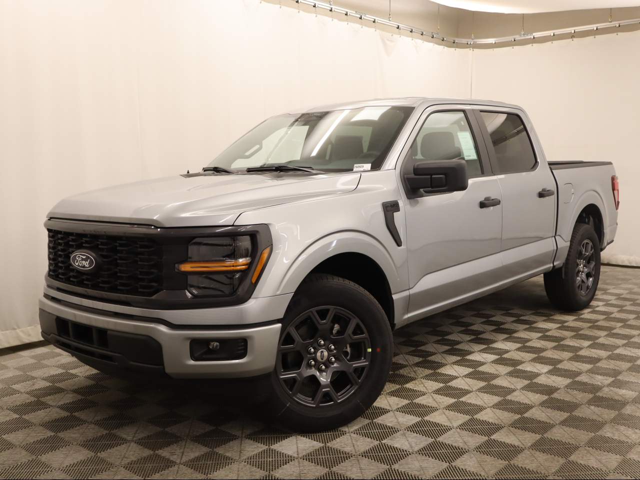 2026 Ford F-150 SuperCrew STX