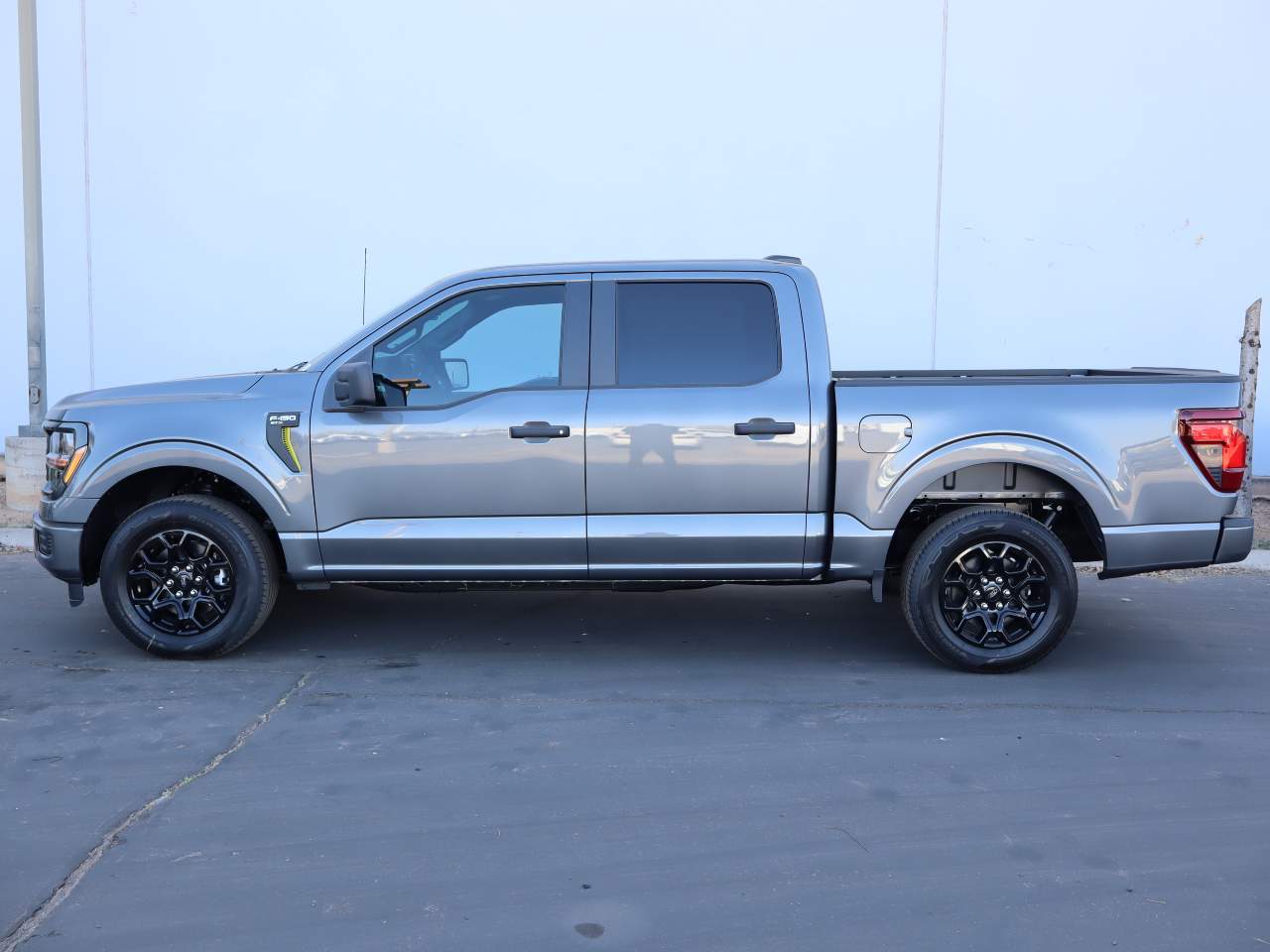 2025 Ford F-150 SuperCrew STX