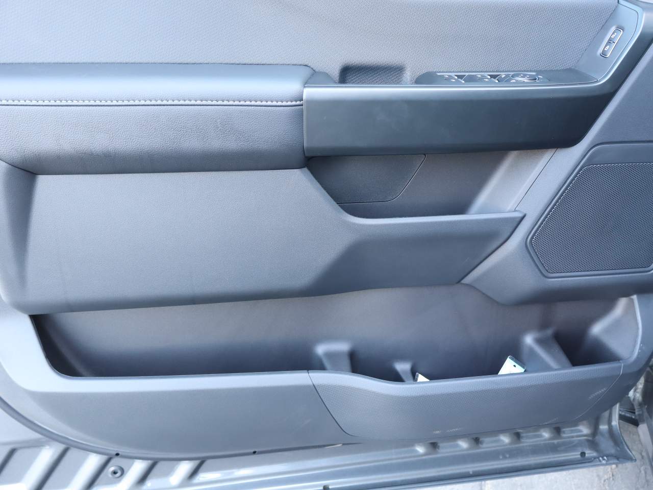 2025 Ford F-150 SuperCrew STX