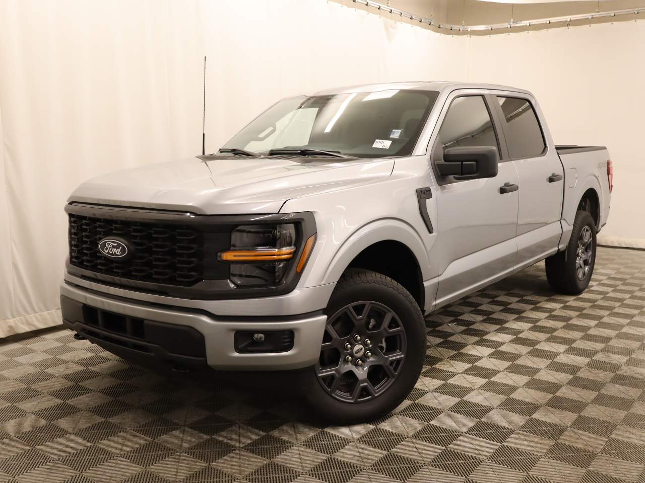 2026 Ford F-150 SuperCrew STX