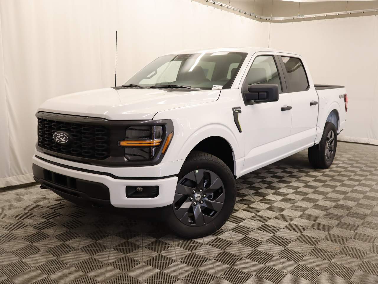 2025 Ford F-150 SuperCrew STX