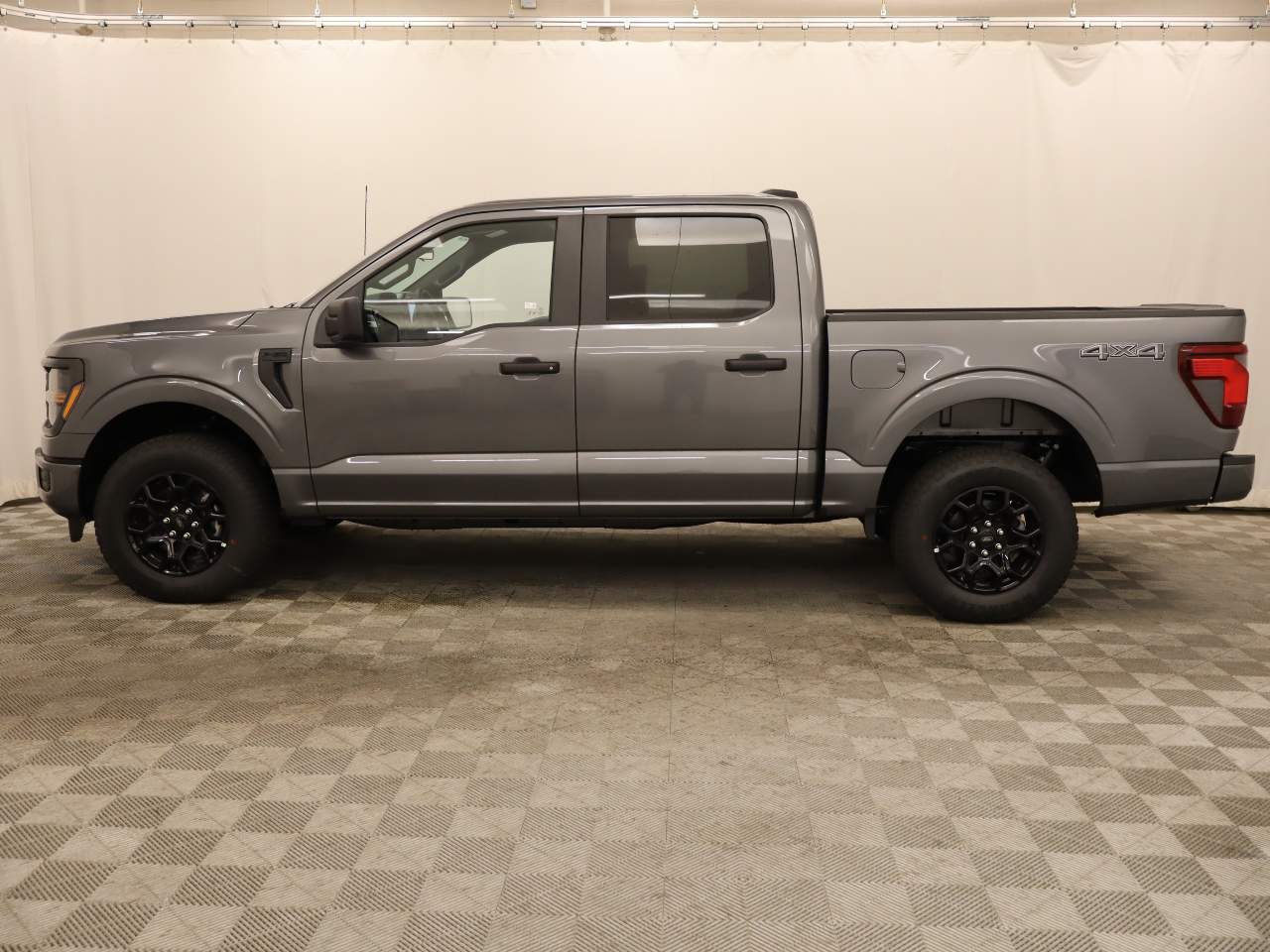 2026 Ford F-150 SuperCrew STX