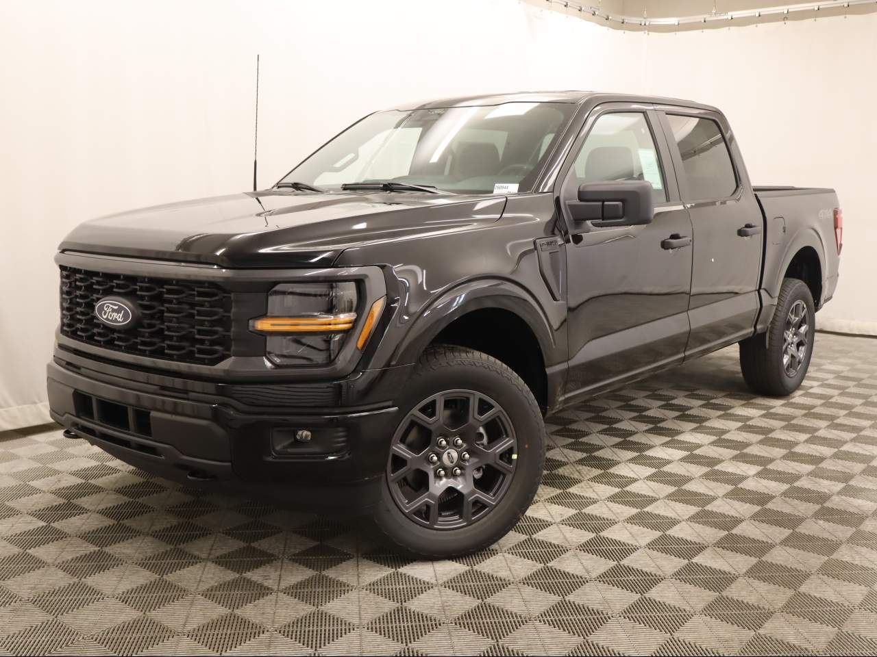 2026 Ford F-150 SuperCrew STX