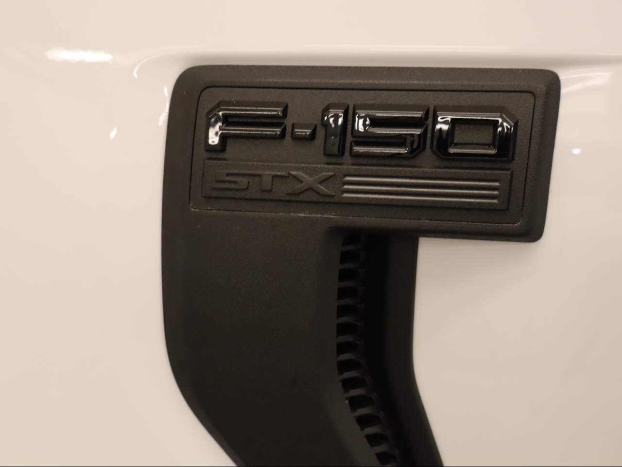 2026 Ford F-150 SuperCrew STX