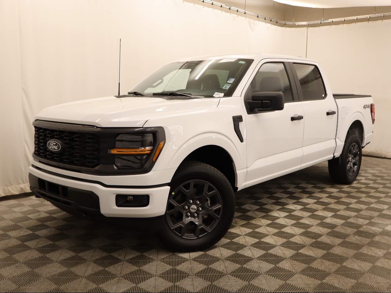 2026 Ford F-150 SuperCrew STX