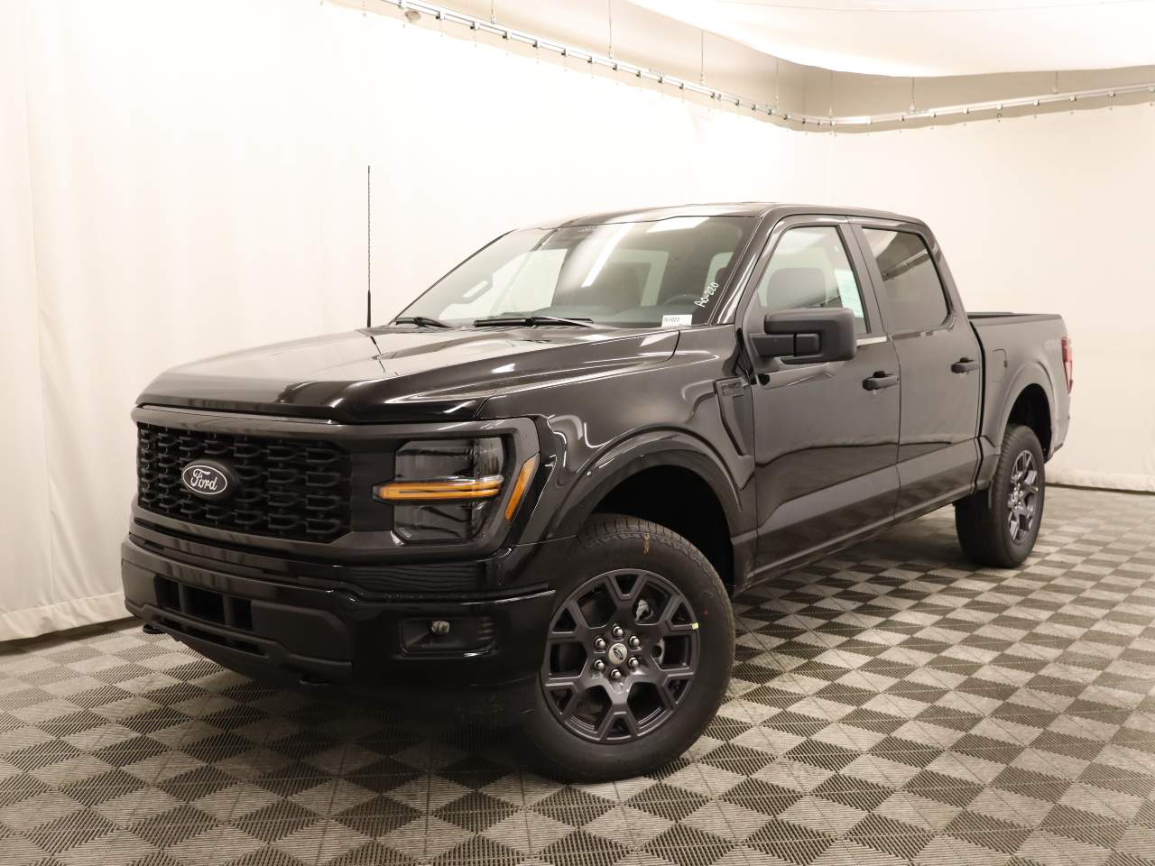 2026 Ford F-150 SuperCrew STX