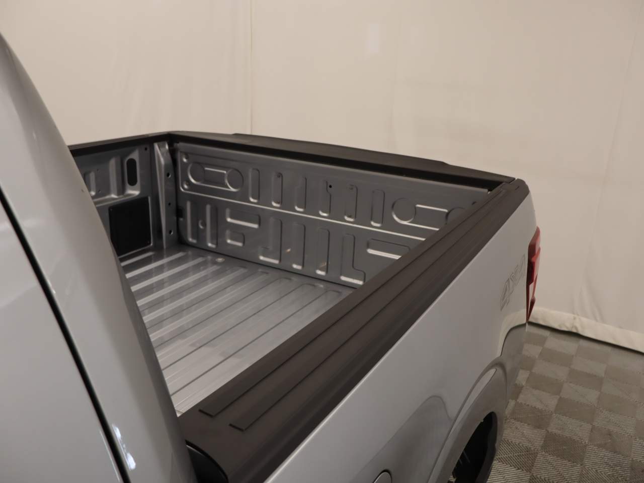 2025 Ford F-150 SuperCrew STX