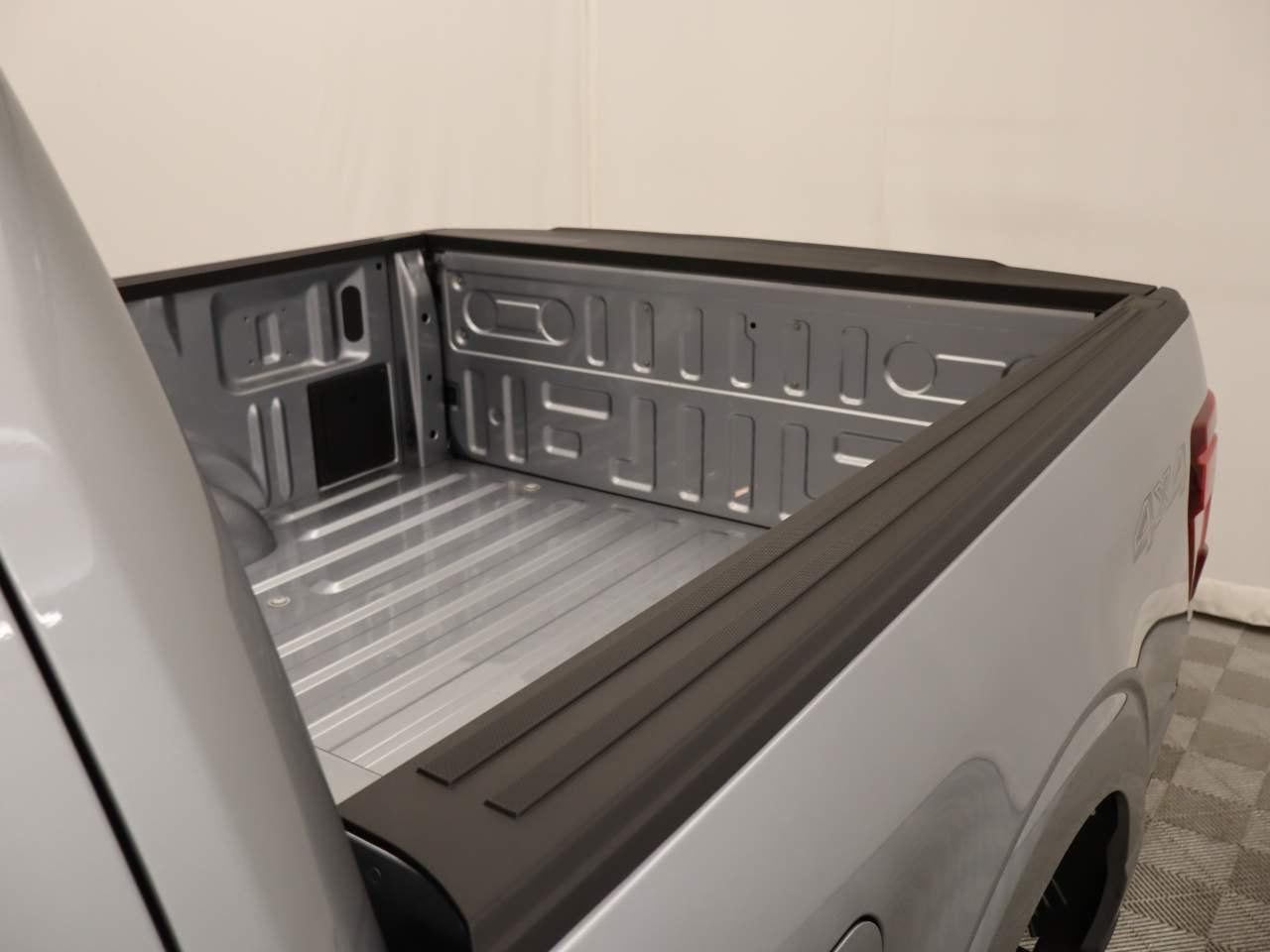 2025 Ford F-150 SuperCrew STX