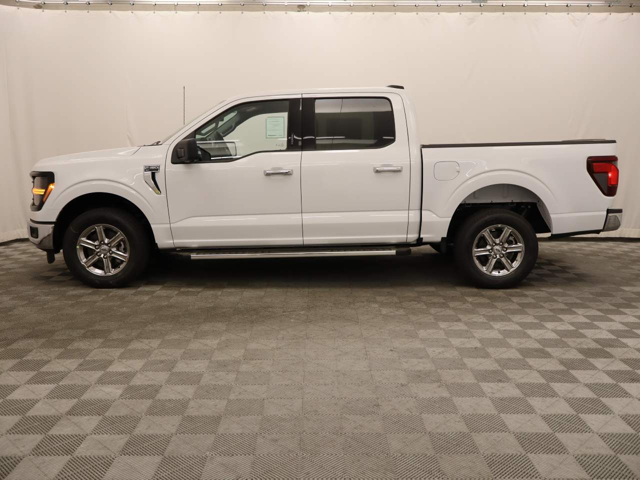 2024 Ford F-150 SuperCrew XLT