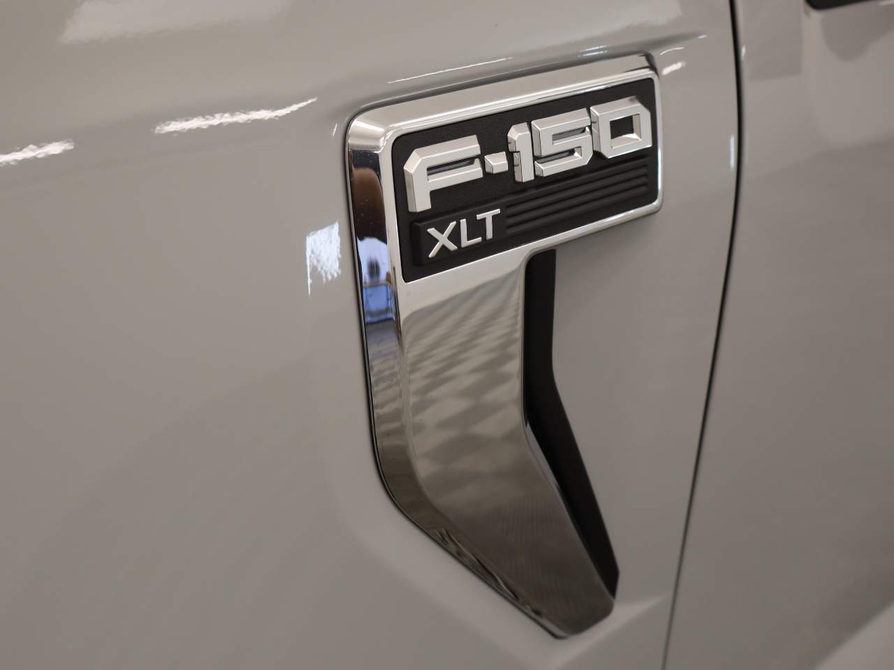 2024 Ford F-150 SuperCrew XLT