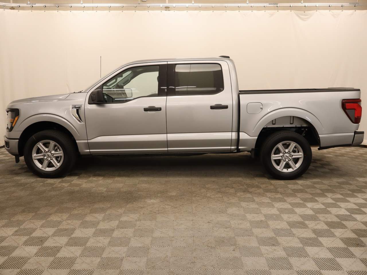 2026 Ford F-150 SuperCrew XLT