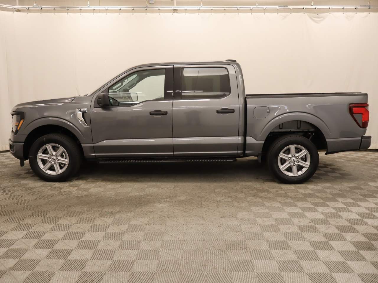 2026 Ford F-150 SuperCrew XLT
