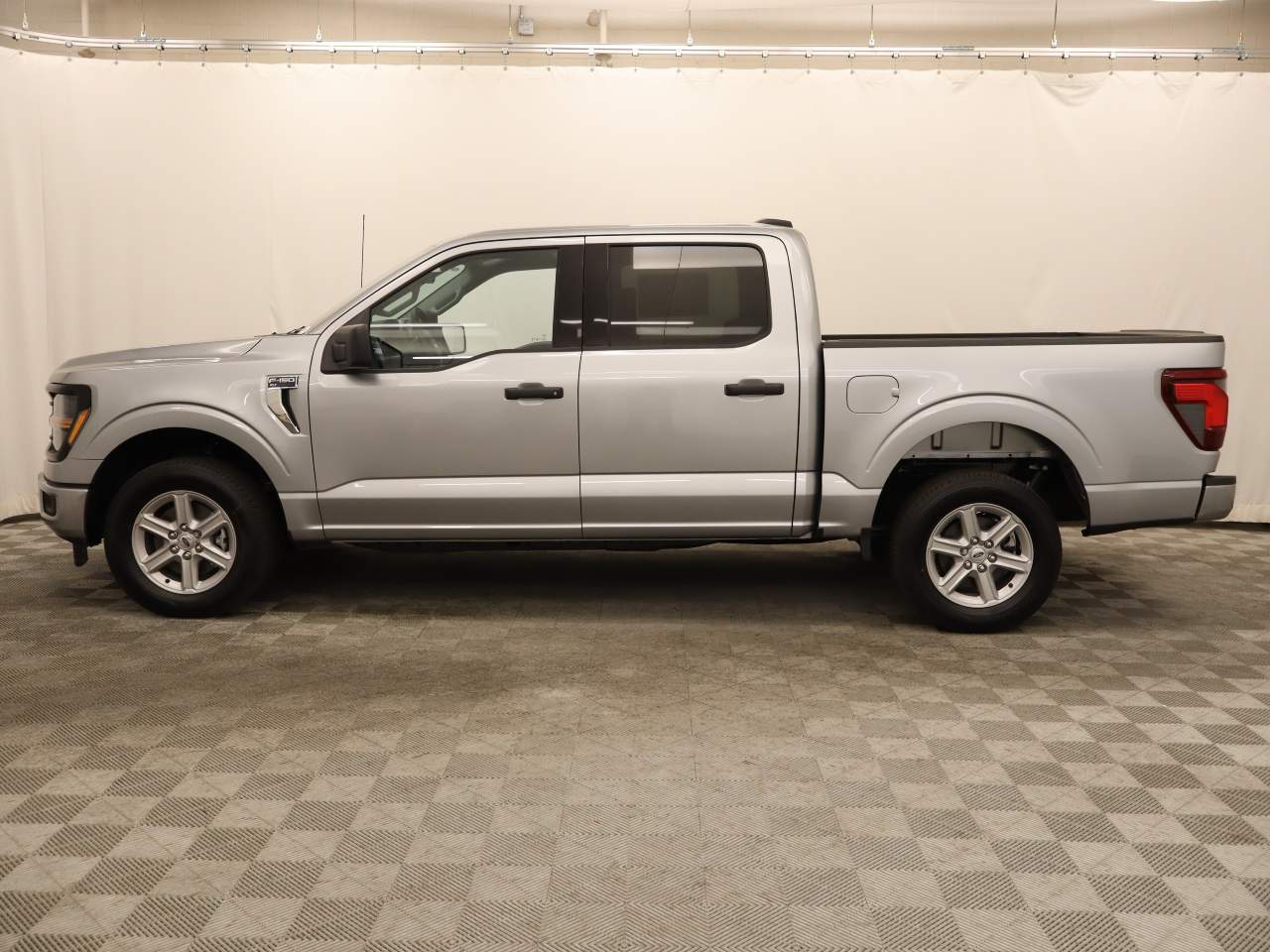 2026 Ford F-150 SuperCrew XLT