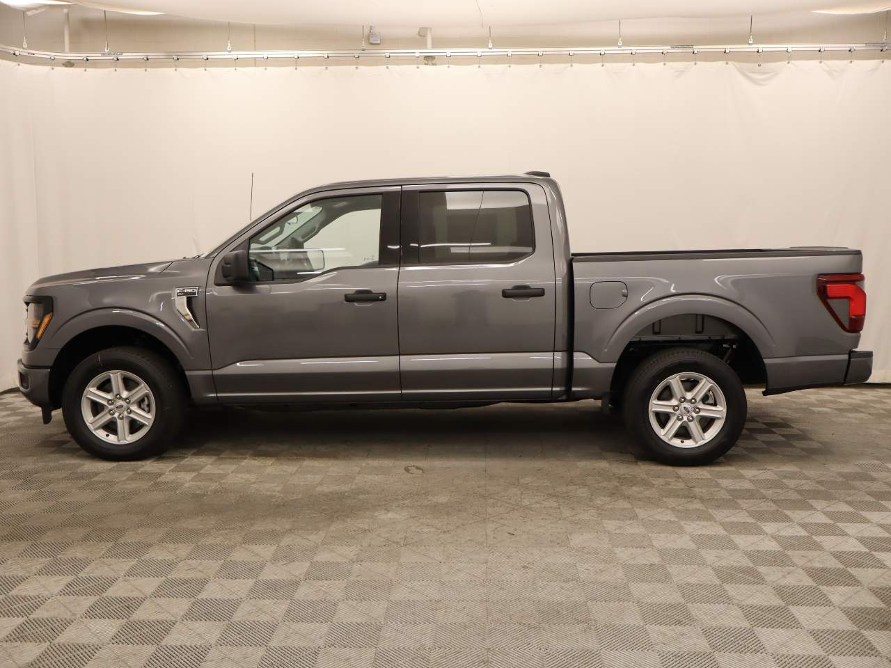 2026 Ford F-150 SuperCrew XLT
