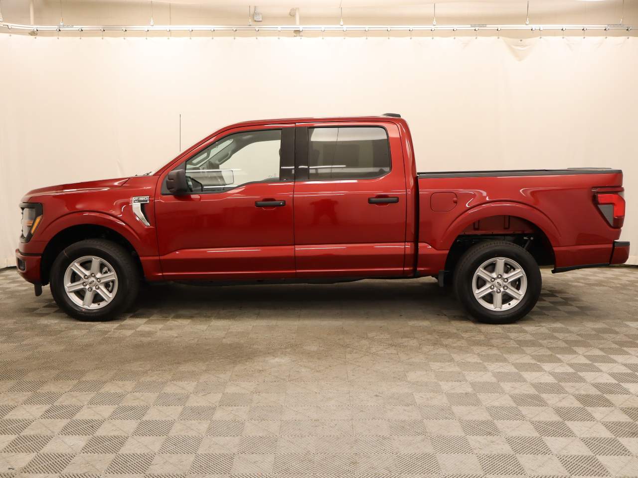 2026 Ford F-150 SuperCrew XLT