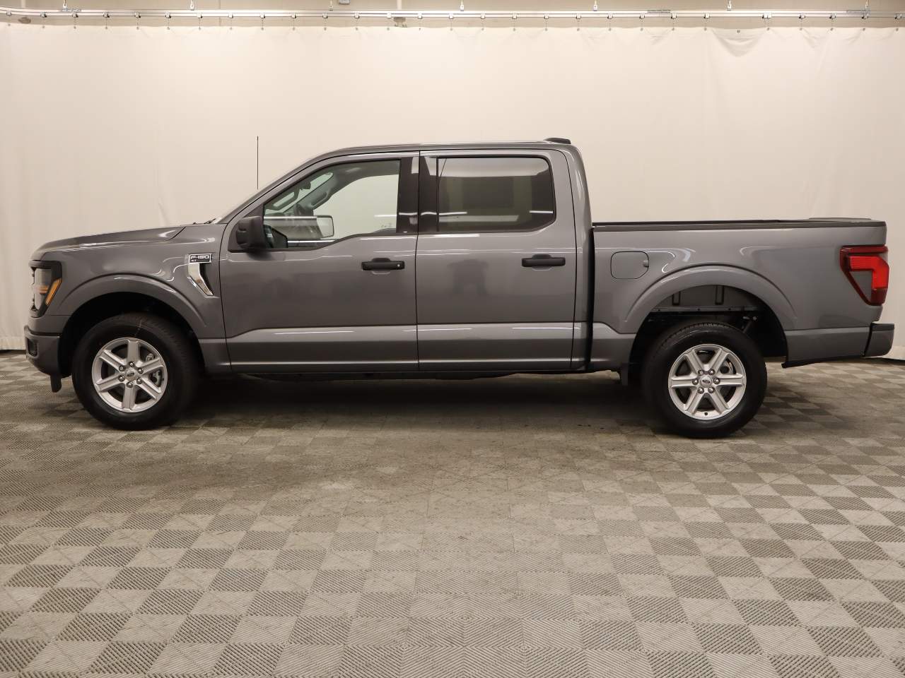 2026 Ford F-150 SuperCrew XLT