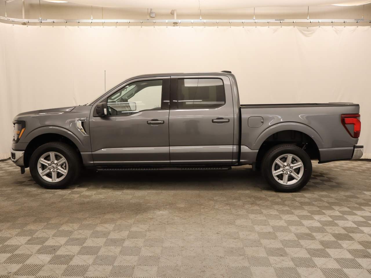 2026 Ford F-150 SuperCrew XLT