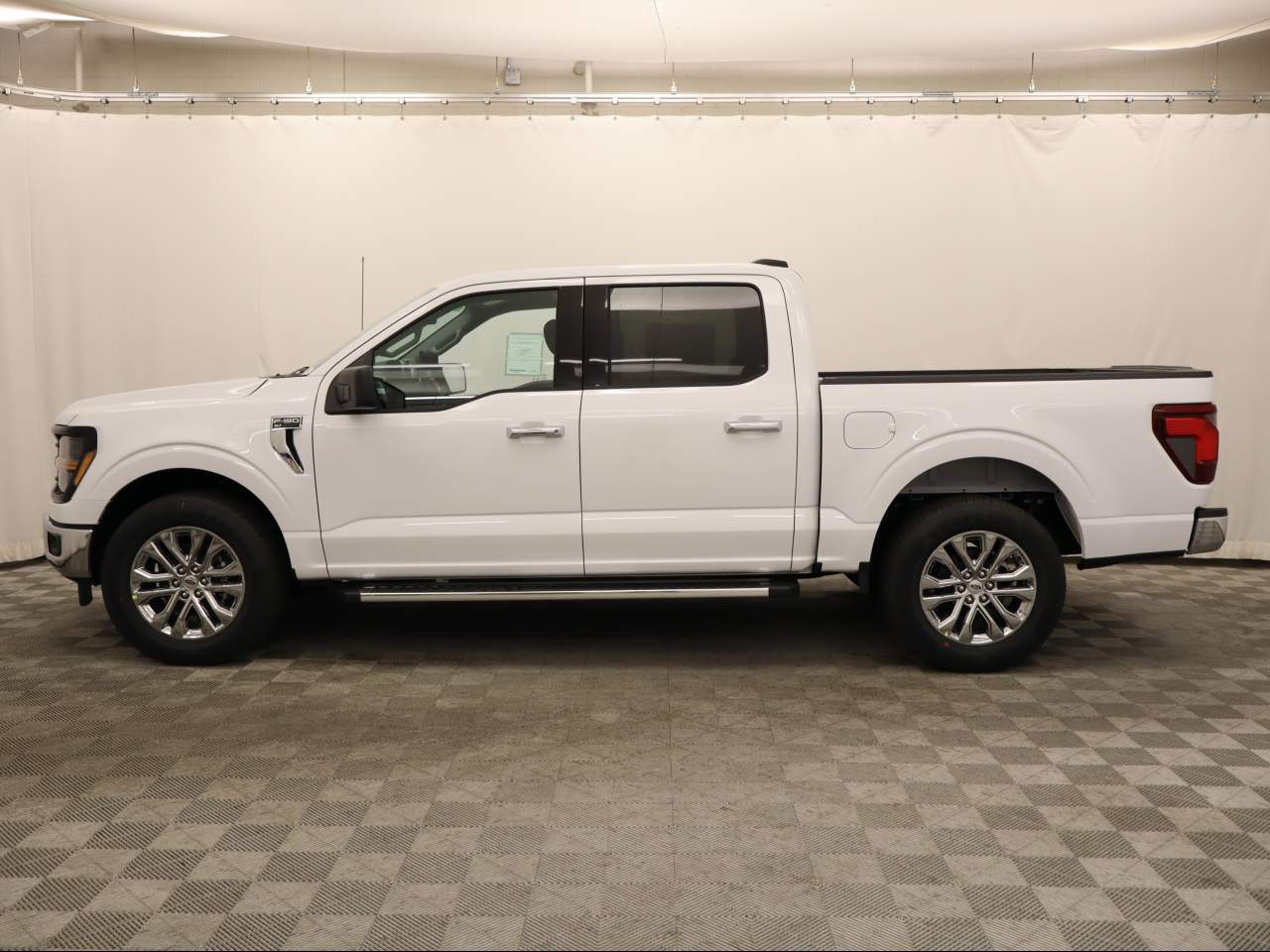 2026 Ford F-150 SuperCrew XLT