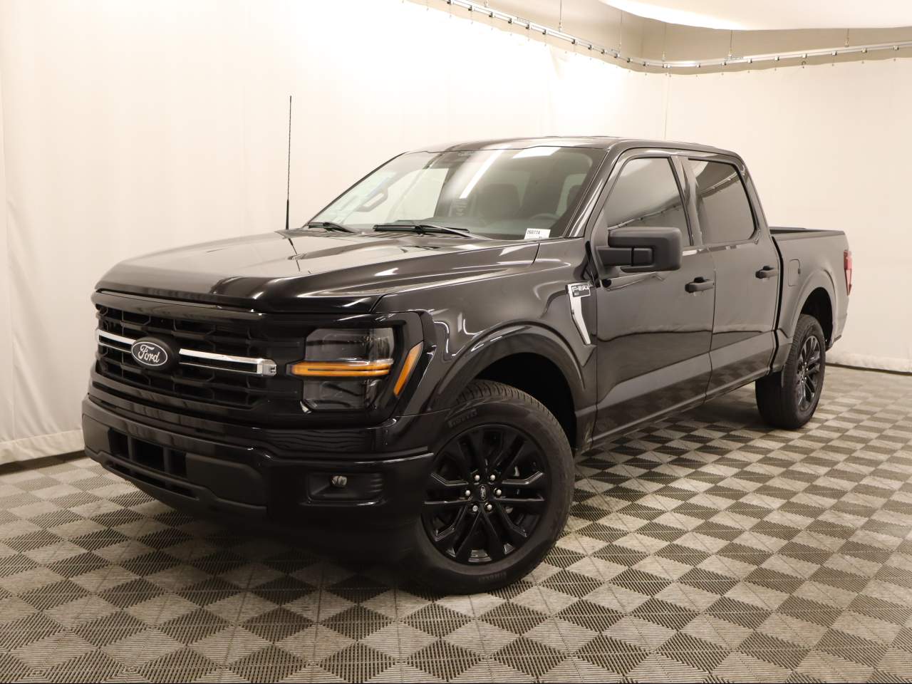 2026 Ford F-150 SuperCrew XLT