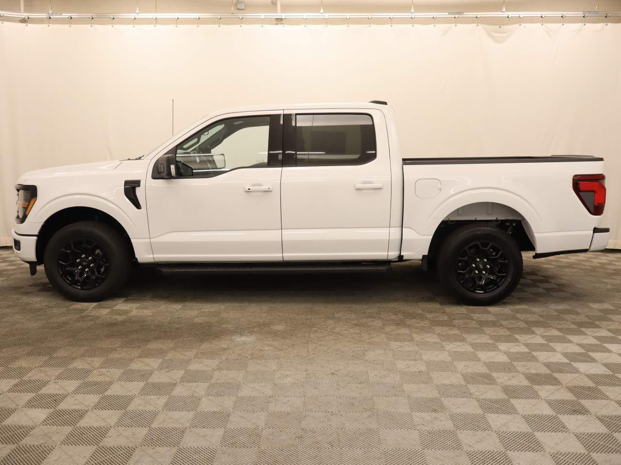 2026 Ford F-150 SuperCrew XLT
