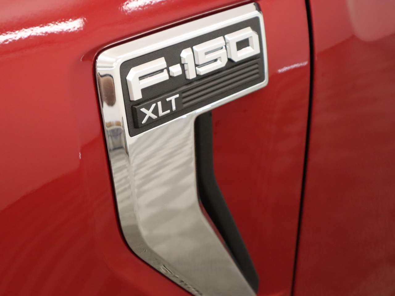 2024 Ford F-150 SuperCrew XLT