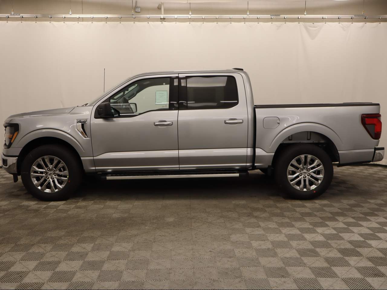 2026 Ford F-150 SuperCrew XLT