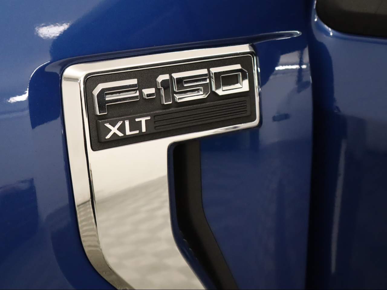 2025 Ford F-150 XLT Crew Cab