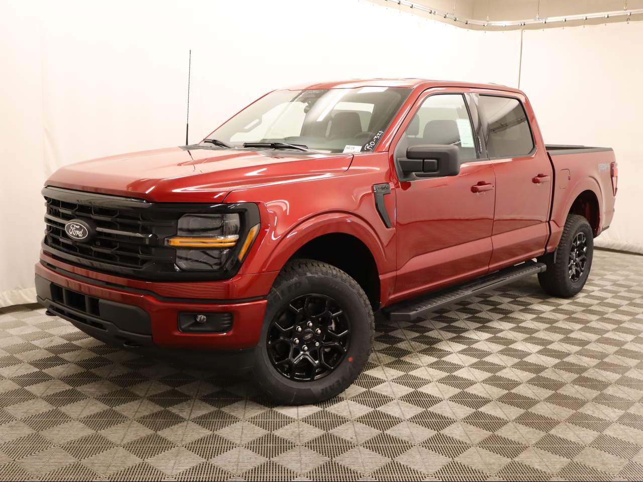 2026 Ford F-150 SuperCrew XLT