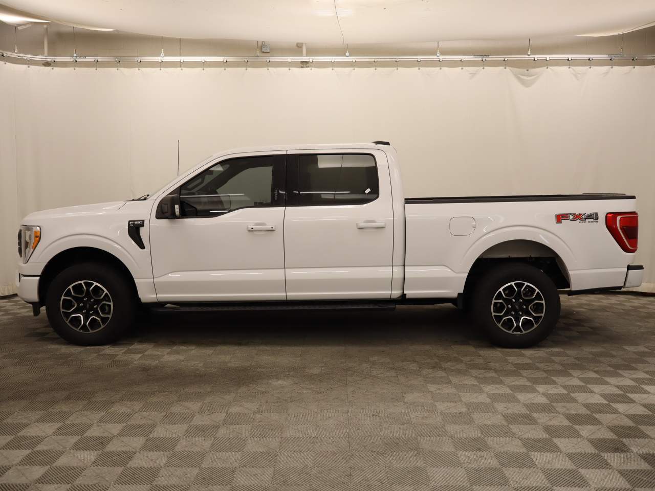 2022 Ford F-150 XLT Crew Cab