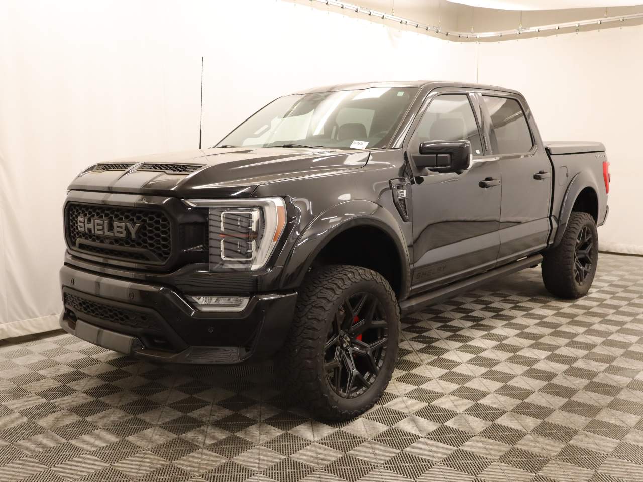 2023 Ford F-150 Lariat Crew Cab