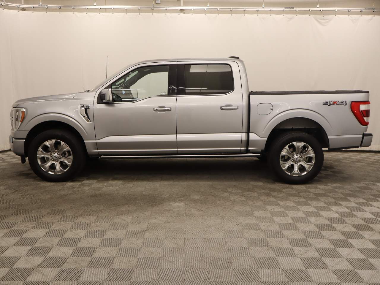 2022 Ford F-150 Platinum Crew Cab