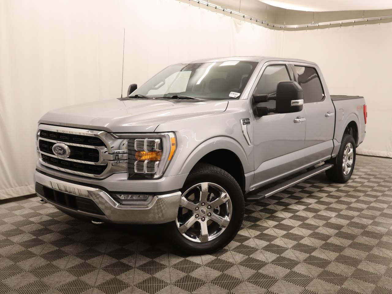 2021 Ford F-150 XLT Crew Cab