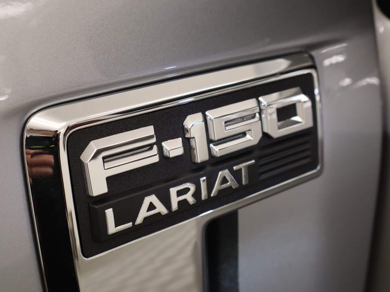 2022 Ford F-150 Lariat Crew Cab