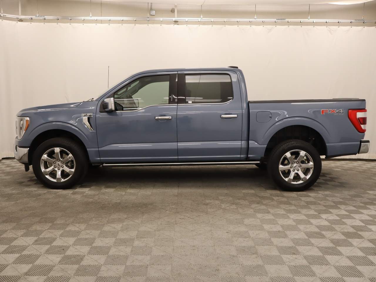 2023 Ford F-150 Lariat Crew Cab