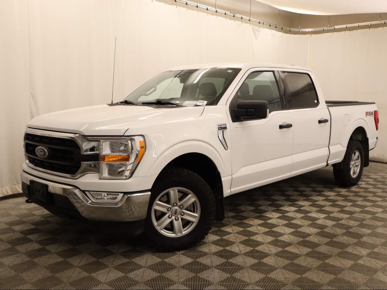 2021 Ford F-150 XLT Crew Cab