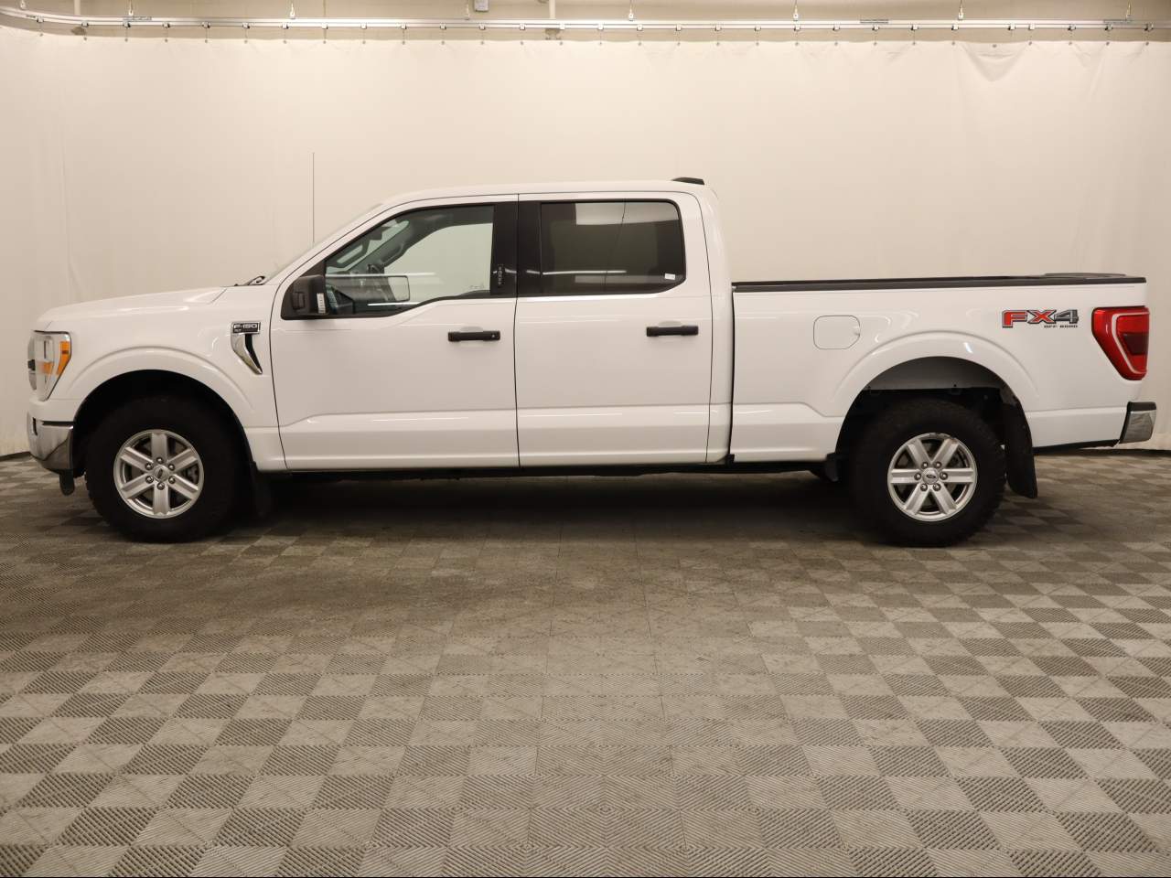 2021 Ford F-150 XLT Crew Cab