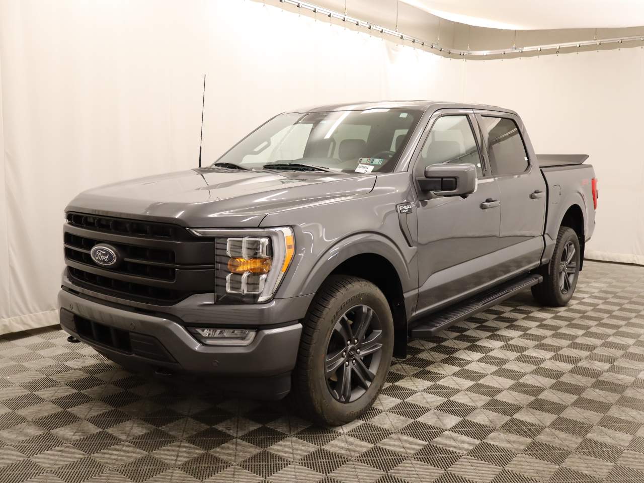2023 Ford F-150 Lariat Crew Cab