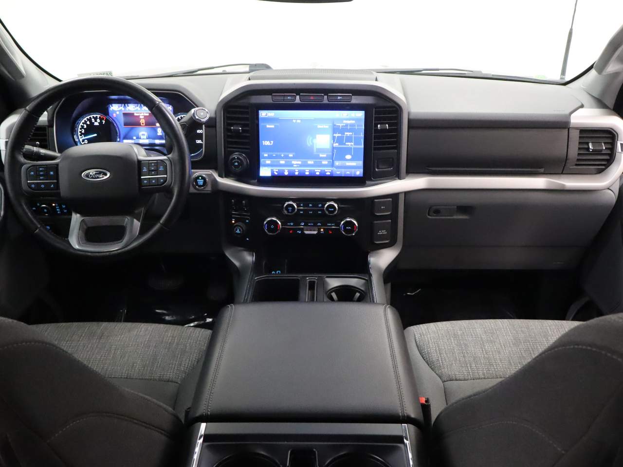 2022 Ford F-150 XLT Crew Cab