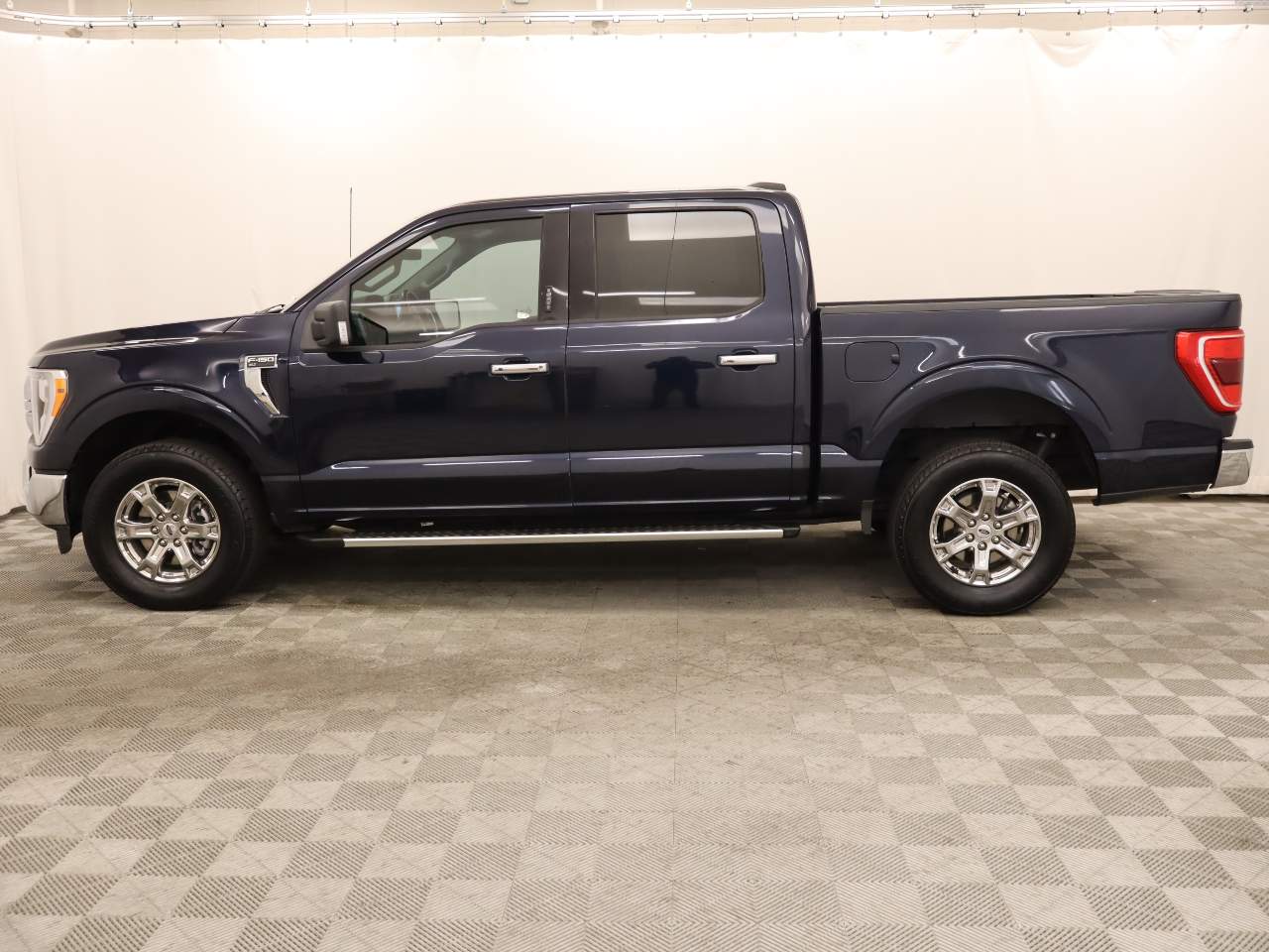 2022 Ford F-150 XLT Crew Cab
