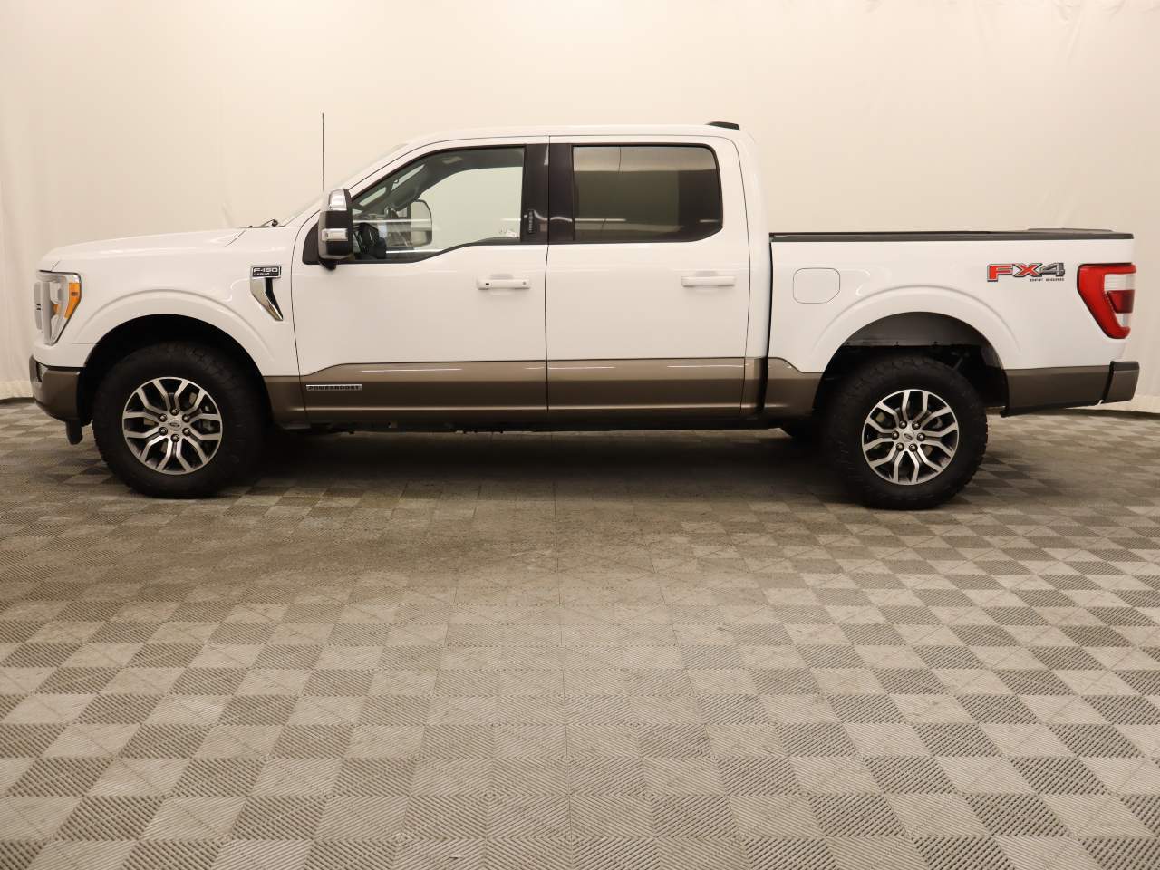 2022 Ford F-150 Lariat Crew Cab