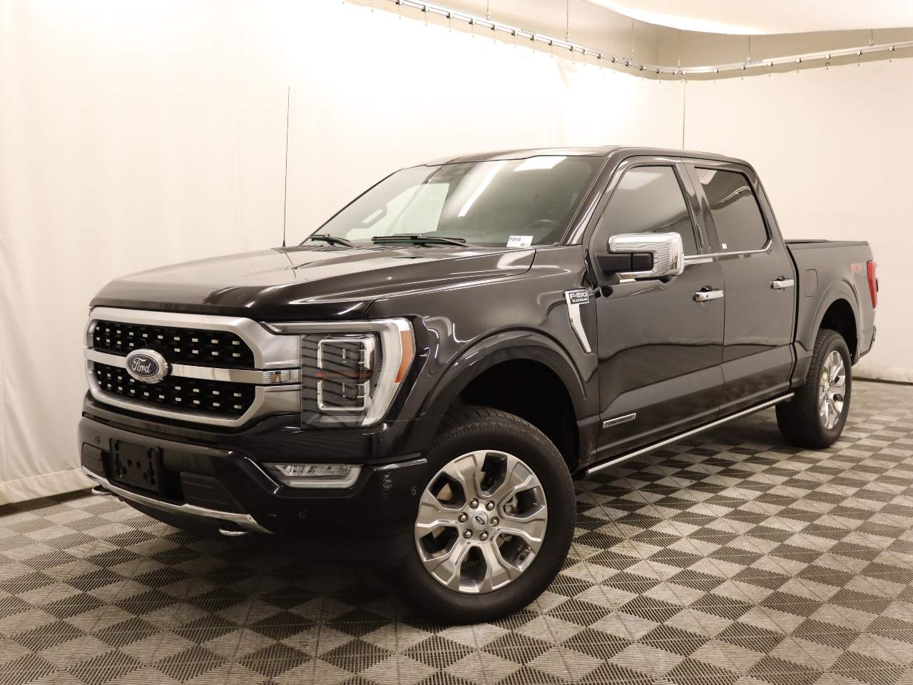 2021 Ford F-150 Platinum 4x4 SuperCrew 5-1/2 Box's photo
