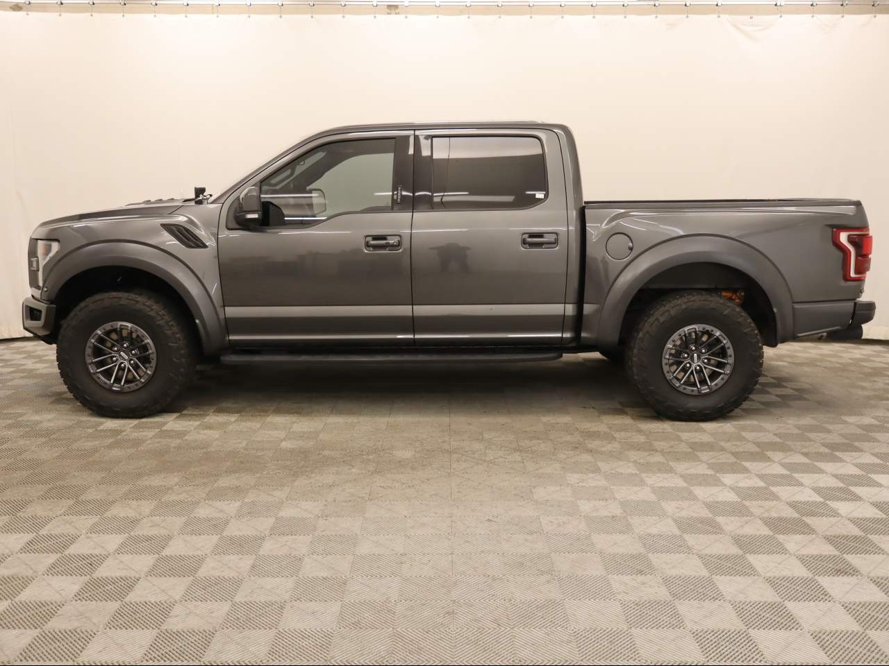 2019 Ford F-150 Raptor Crew Cab