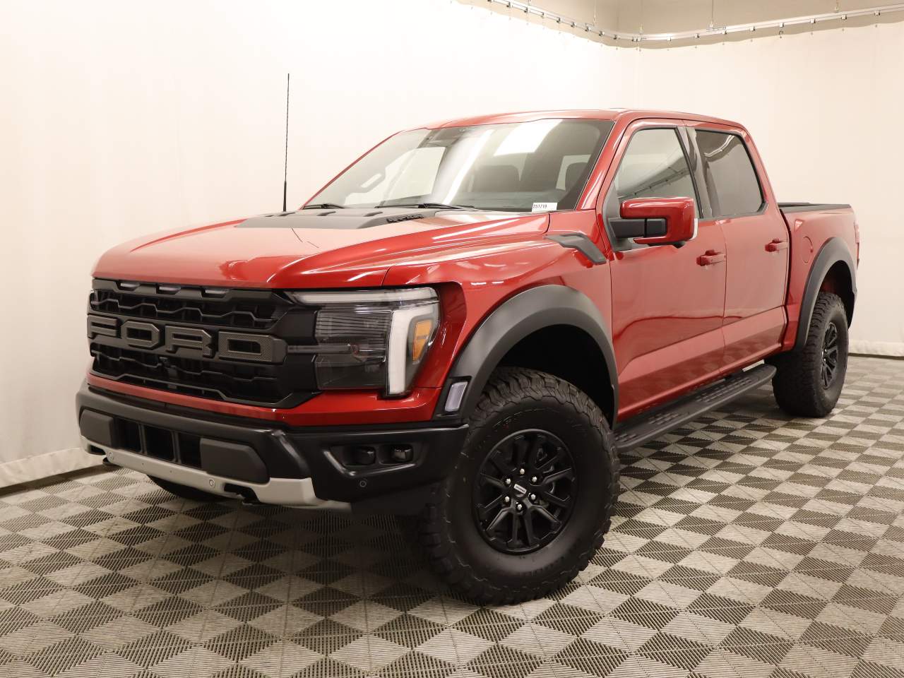 2025 Ford F-150 SuperCrew Raptor
