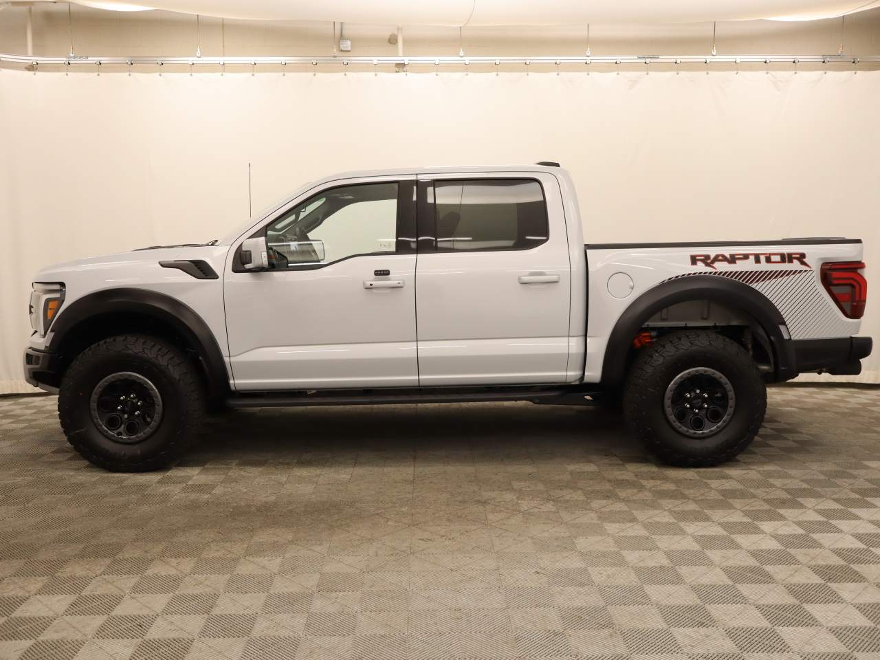 2025 Ford F-150 SuperCrew Raptor