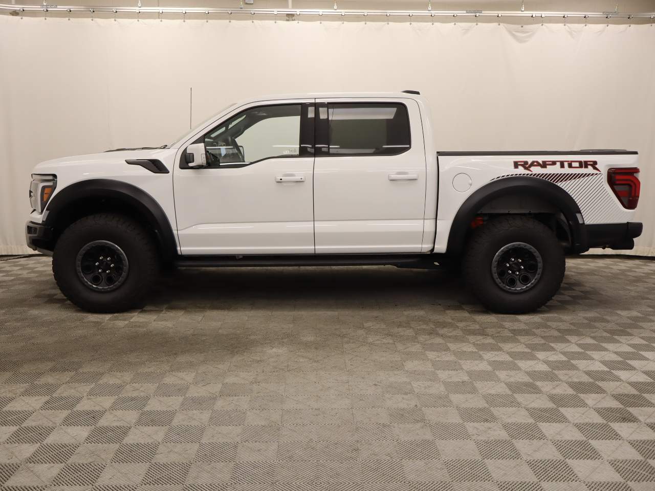 2025 Ford F-150 Raptor Crew Cab