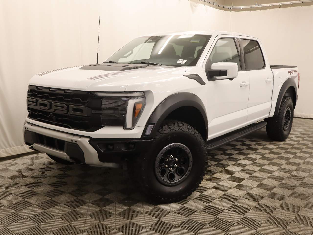 2025 Ford F-150 Raptor Crew Cab