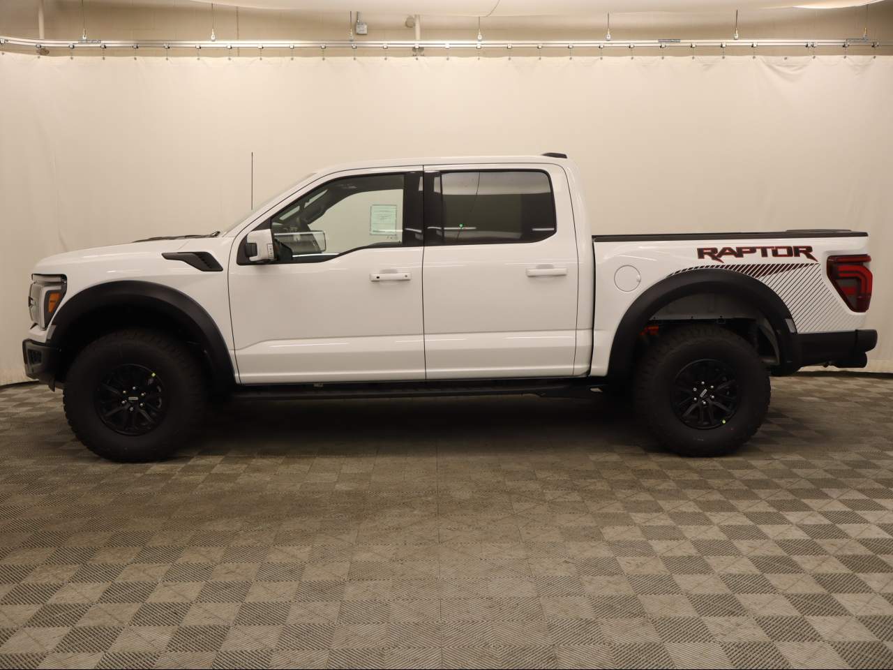 2025 Ford F-150 SuperCrew Raptor